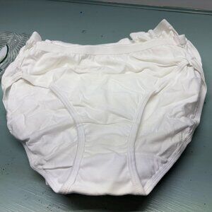 12 Pack Fruit of the Loom Women's size 7 brief underwear - all white